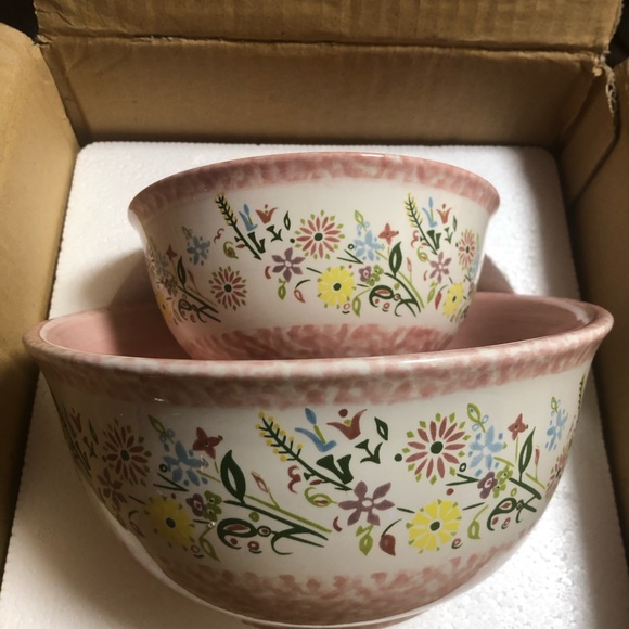 Temptations Kitchen Temptations Decorative Mixing Bowls 2 Poshmark